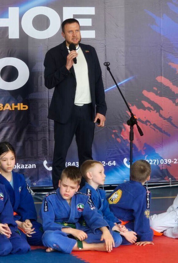 С покупкой дорогостоящего татами татарстанским спортсменам помог депутат